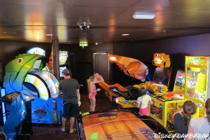 Disney Fantasy Arcade 8