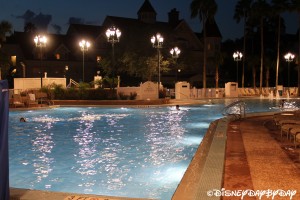Grand Floridian Courtyard Pool 072013 - 3