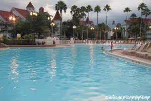 Grand Floridian Courtyard Pool 072013 - 5