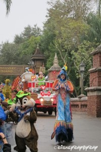 Mickey's Jammin' Jungle Parade 072013 - 6