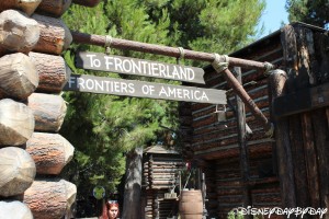 Disneyland Frontierland 1
