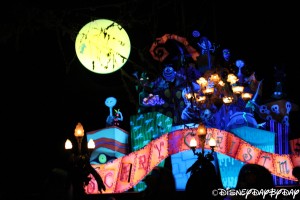 Disneyland Haunted Mansion 22