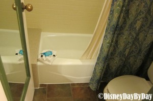 Port Orleans Resort French Quarter - Room Bath - 4