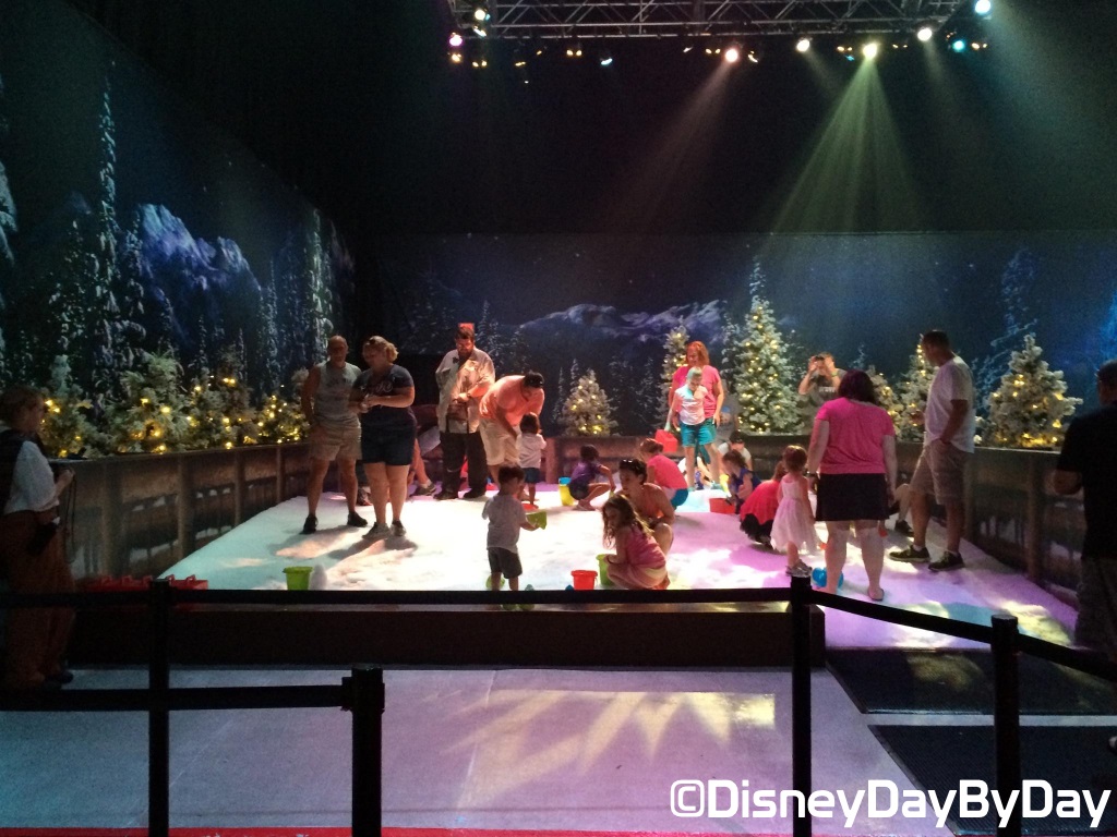Hollywood Studios - Frozen Fun - DisneyDayByDay 2