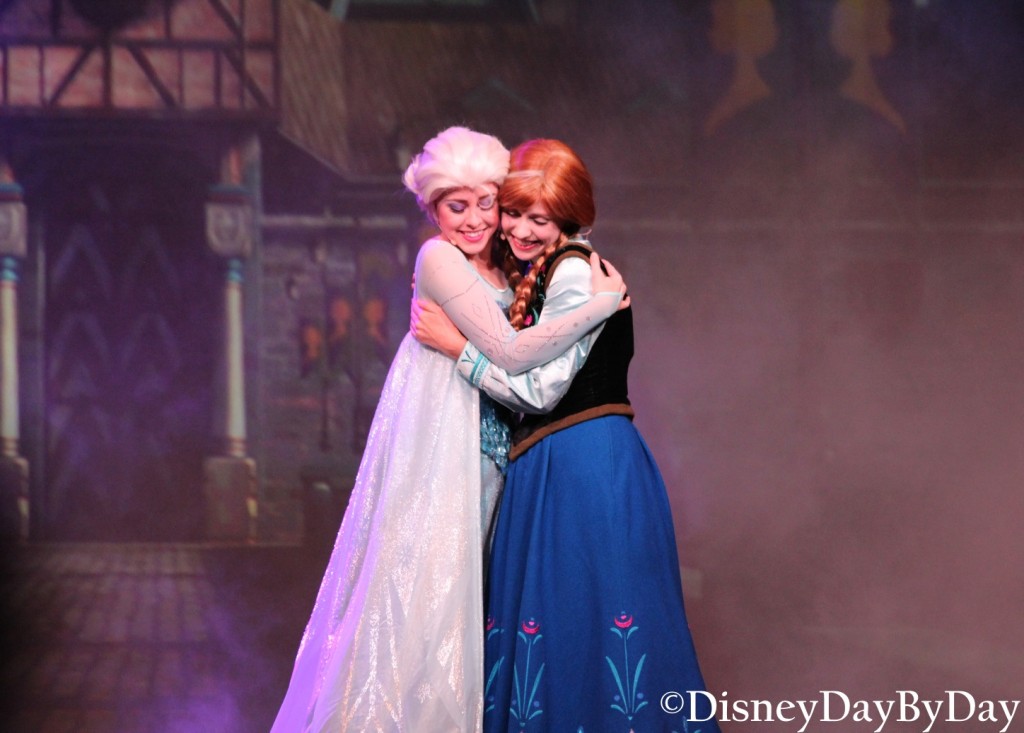 Frozen - Anna and Elsa - DisneyDayByDay