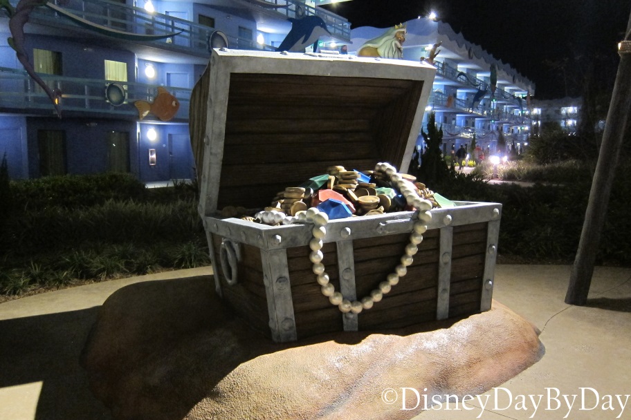 Walt Disney World Lodging - Art of Animation - Little Mermaid 14 - DisneyDayByDay