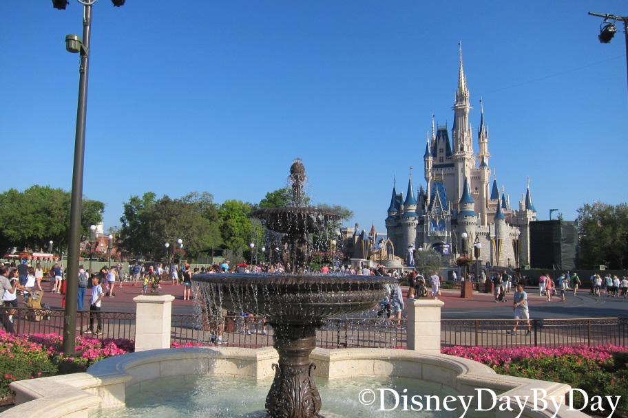 Walt Disney World May Calendar -1 DisneyDayByDay