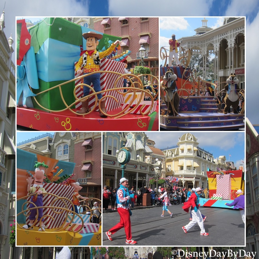 Disney Parade - DisneyDayByDay